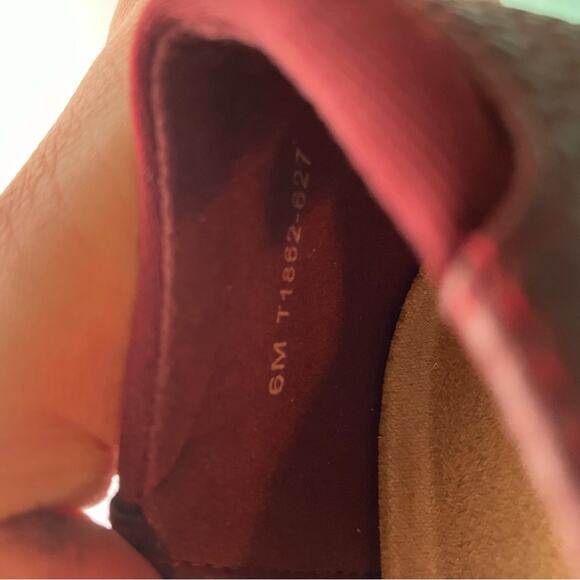 Trotters Melinda Slip-On‎ in Burgundy Snake size 6 flats work red shoes comfort - Picture 6 of 7